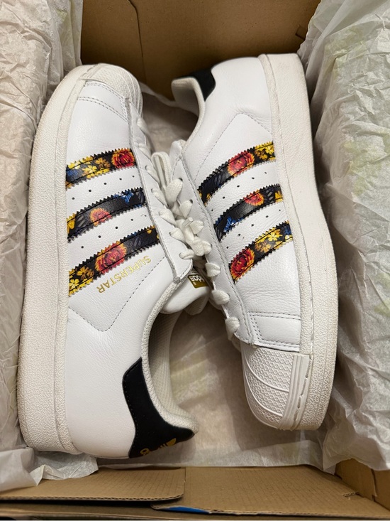 adidas Shoes - adidas White Sneakers with Floral Stripe Accents